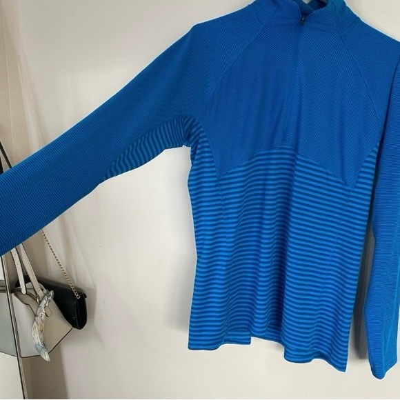 Columbia Omni-Wick Blue Striped Long Sleeve turtleneck top  XL - Picture 4 of 8